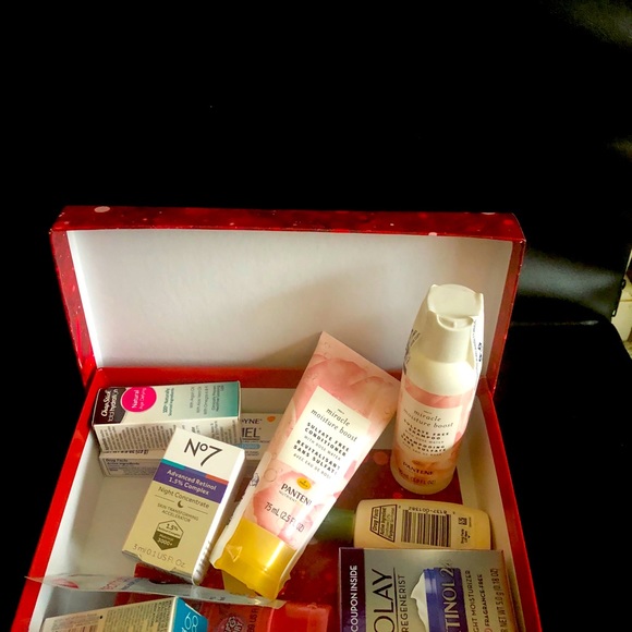 Beauty Box with Vichy Brand New - Picture 2 of 8